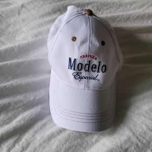 Modelo Especial hat